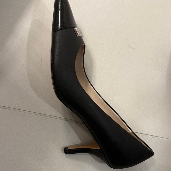 Coach Black Leather Heels Size 9 - Picture 4 of 11